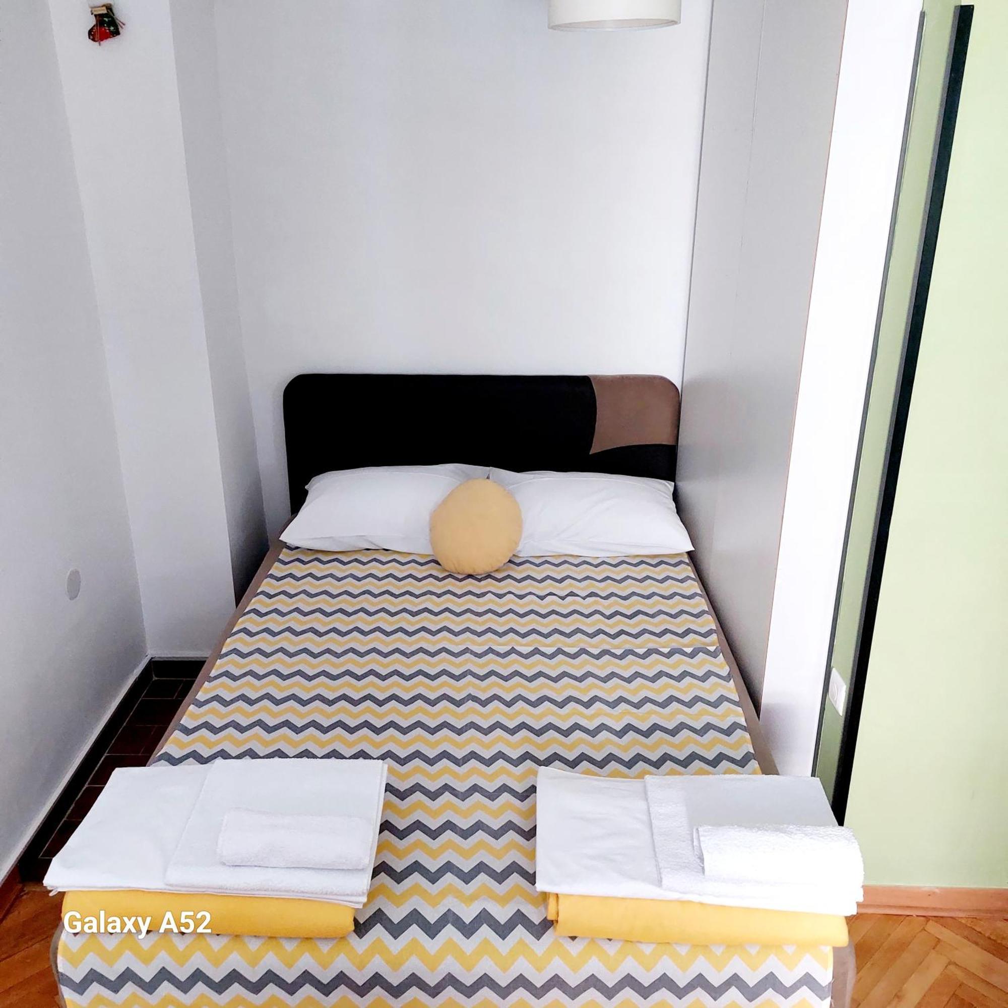 Apartman Pavle Pluzine Bagian luar foto
