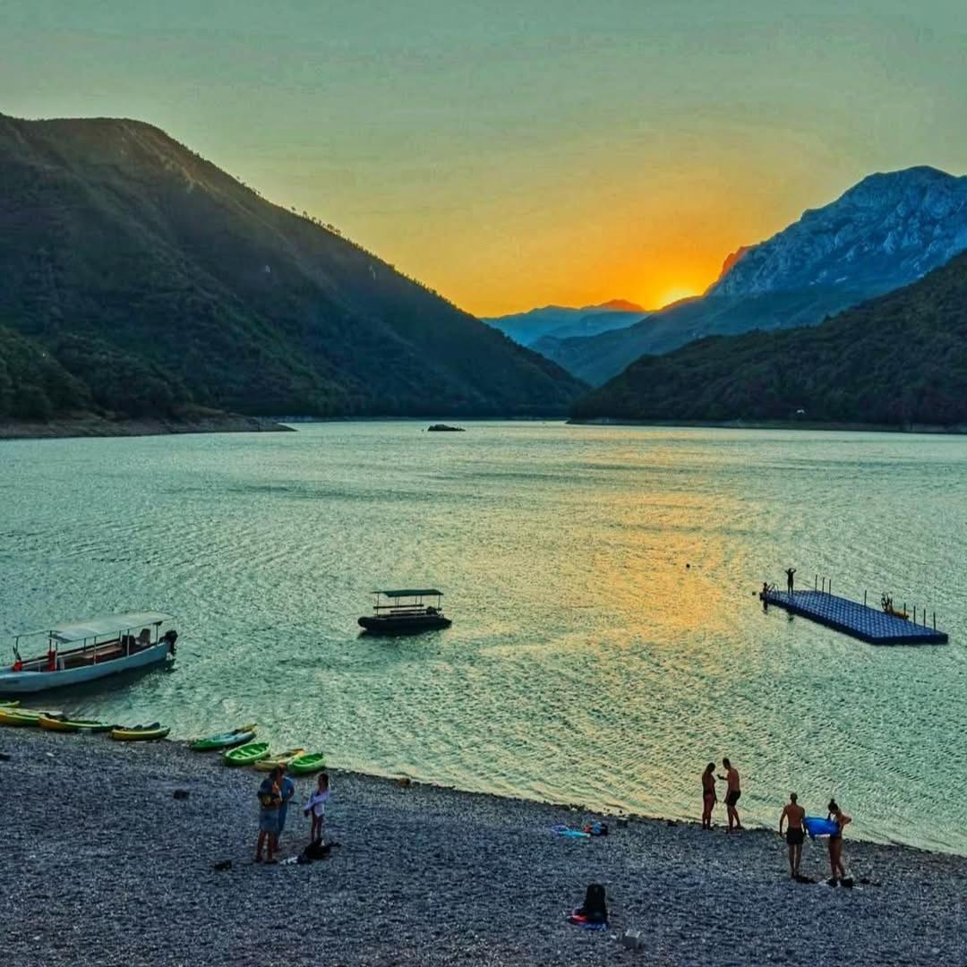 Apartman Pavle Pluzine Bagian luar foto